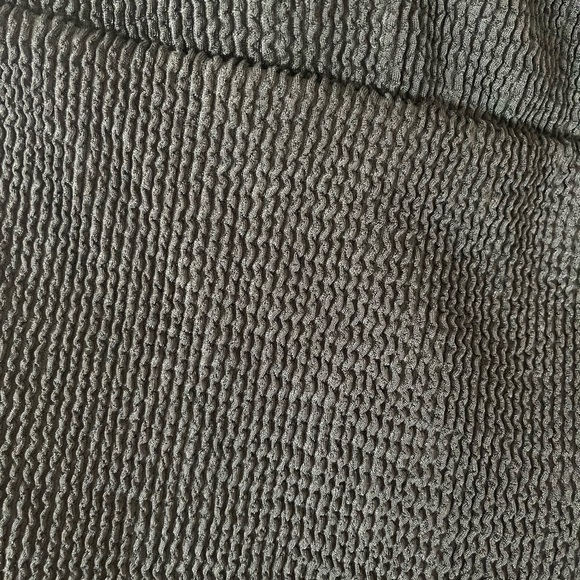 Seraphine Green Textured Maternity Swimsuit - Picture 7 of 7